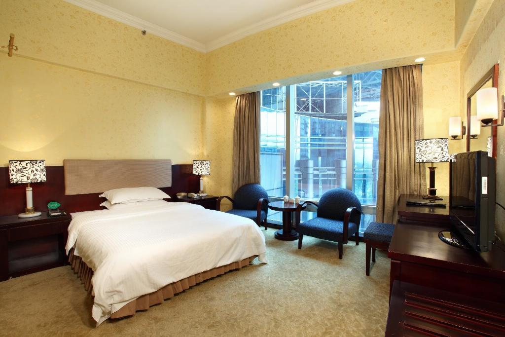 Guangdong Olympic Hotel 3*