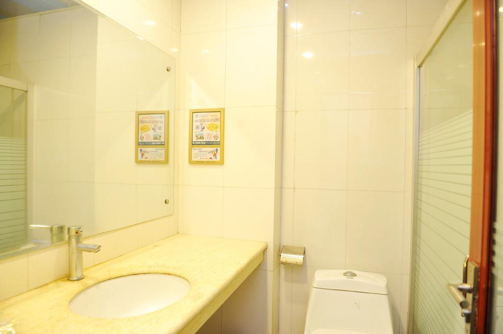Yunhai Hotel 3*