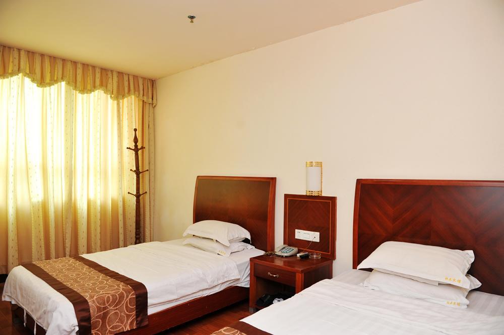 Yunhai 3* Guangzhou