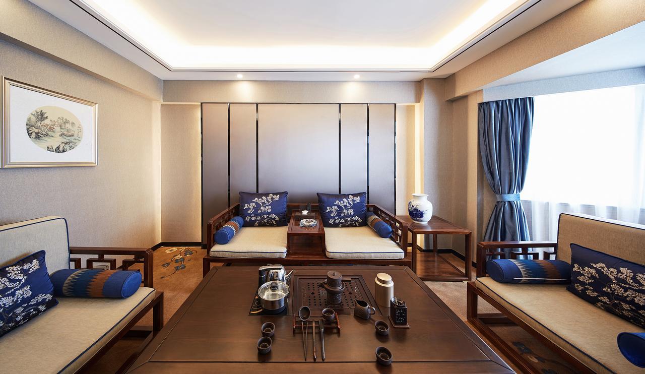 Yuegui Hotel 2*