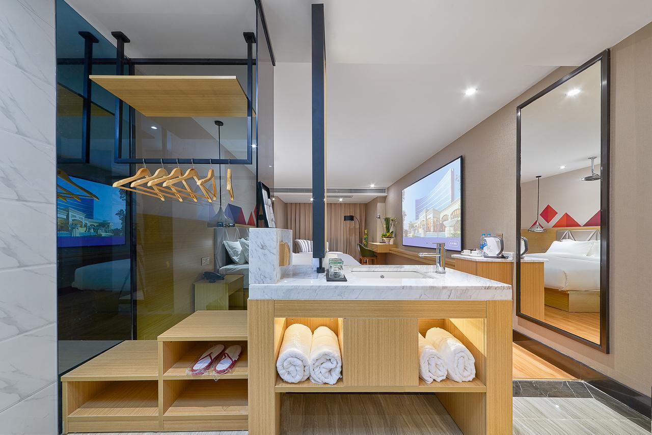 Hotel Konggang 3*