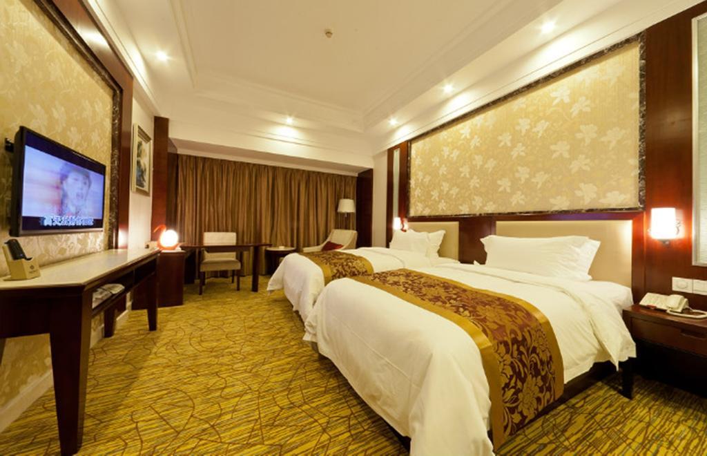 Haili Garden 3*