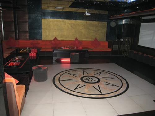 Feng International 3*