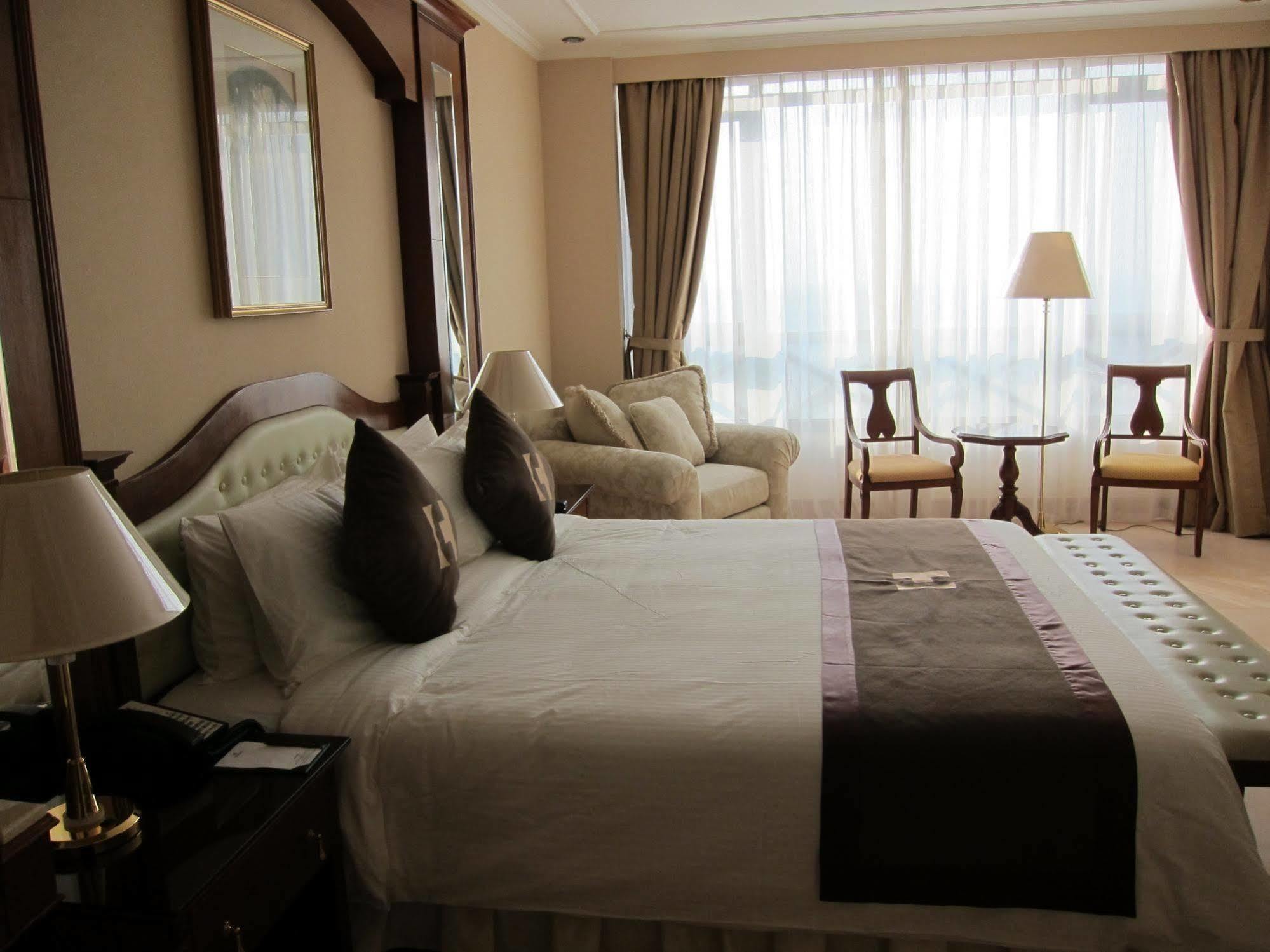 Clifford Centre Panyu Hotel