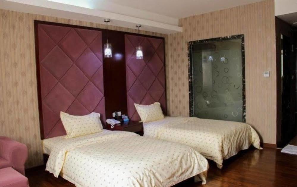 Hotel Yu Jia 2*