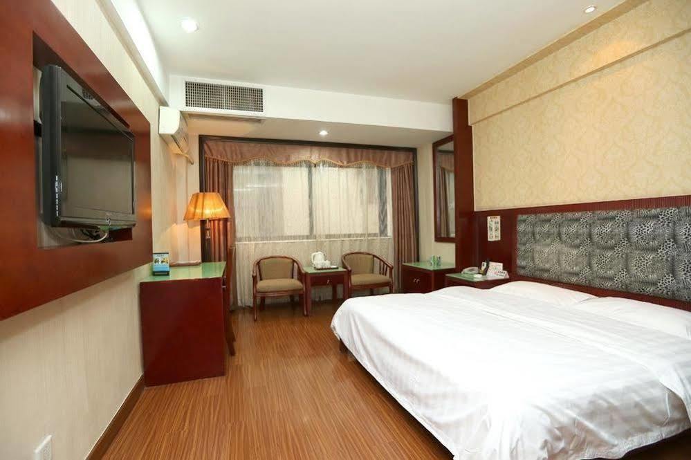 Hotel Yile