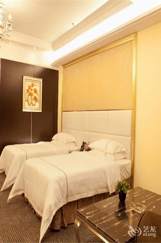 Garden Hotel 2*