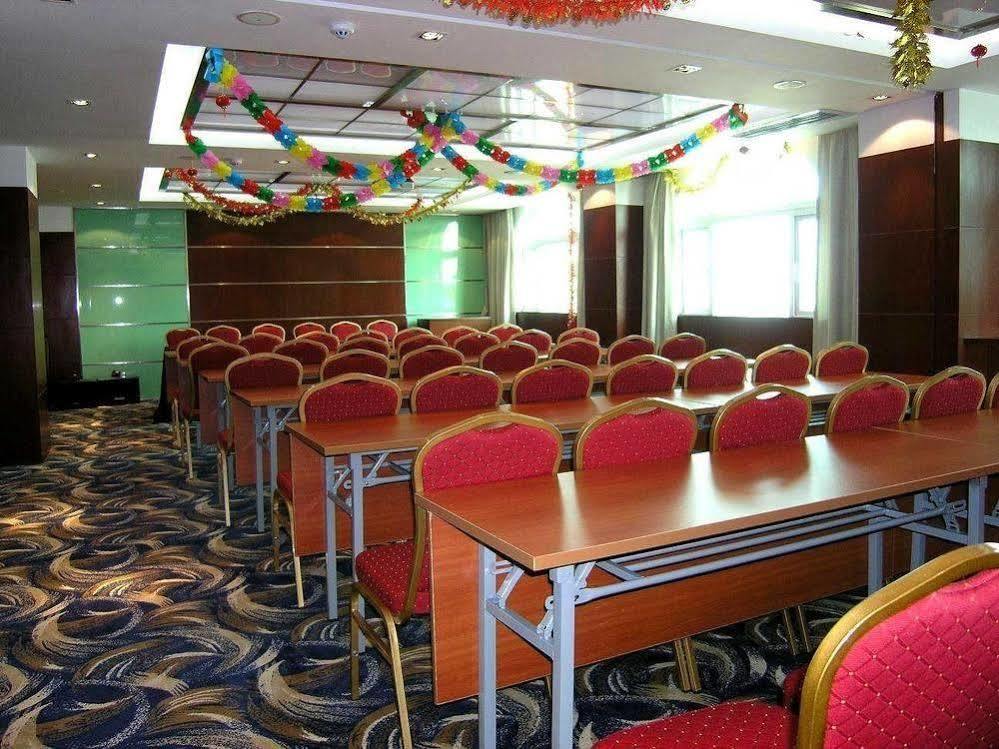 Panyu Jiafu Lijing Hotel 4*