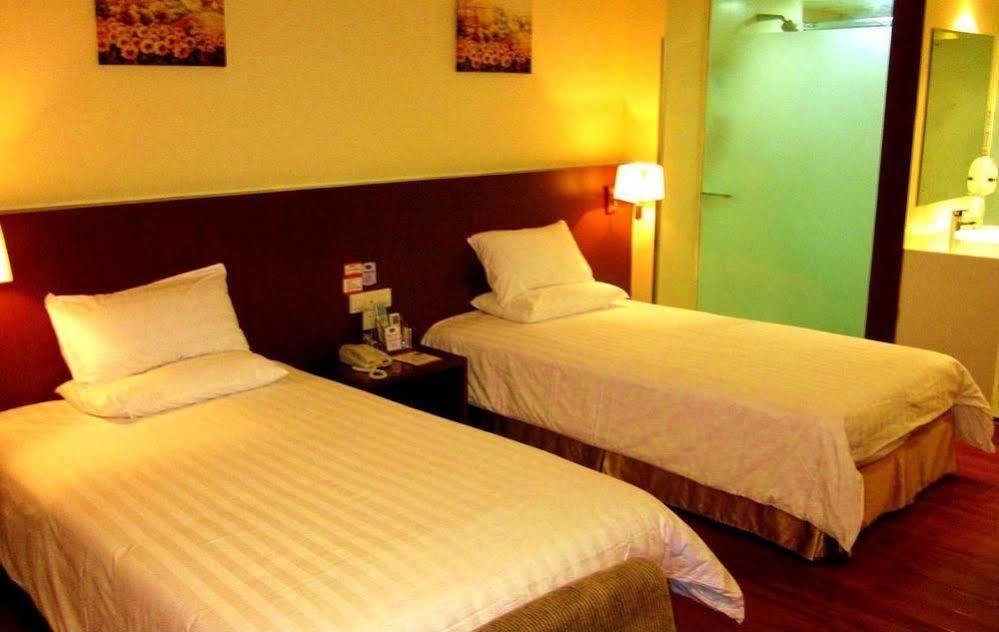 Hotel Panyu Jiafu Lijing 4*
