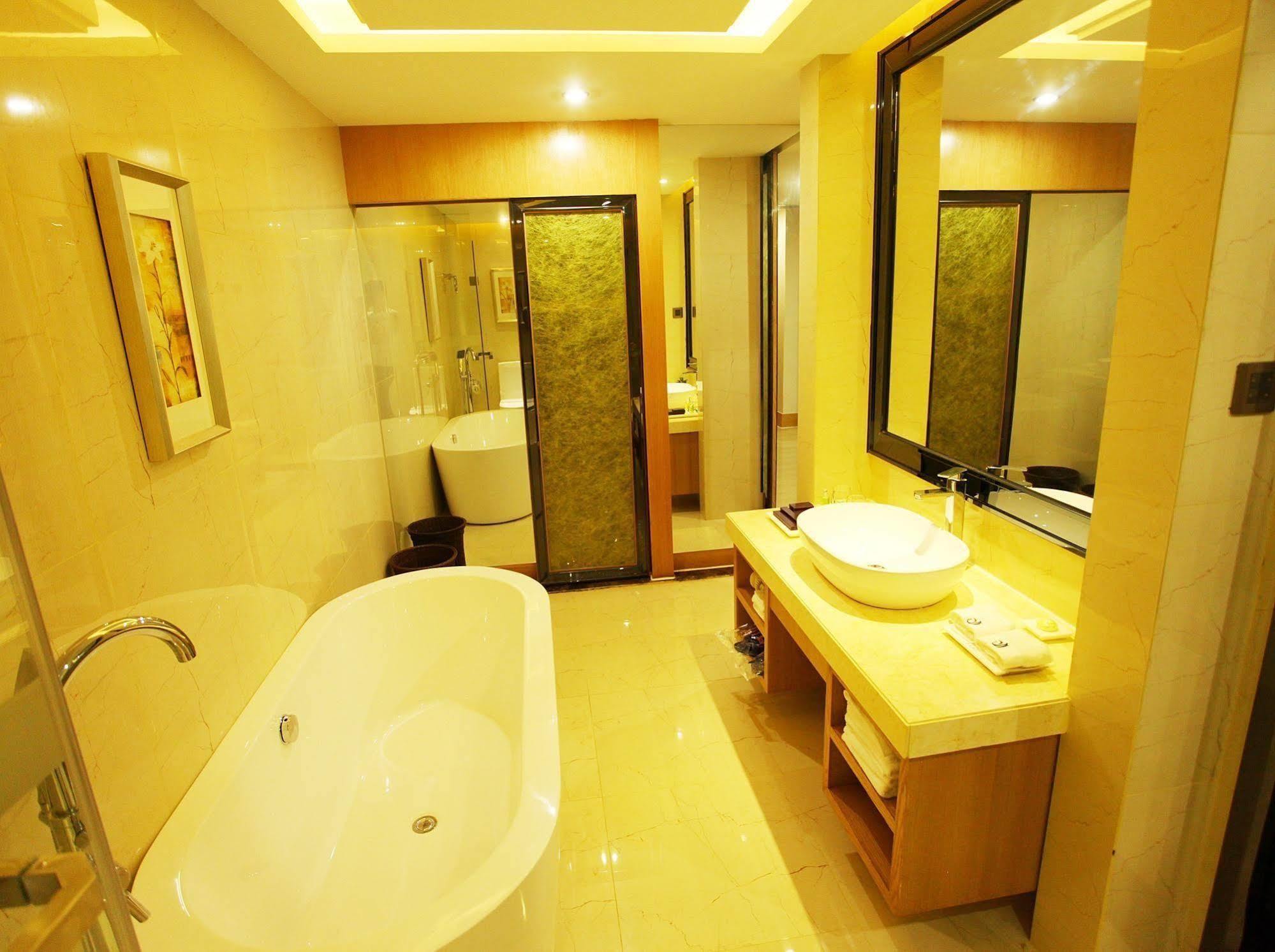 Yinwan - Shiqian Branch 3* Guangzhou