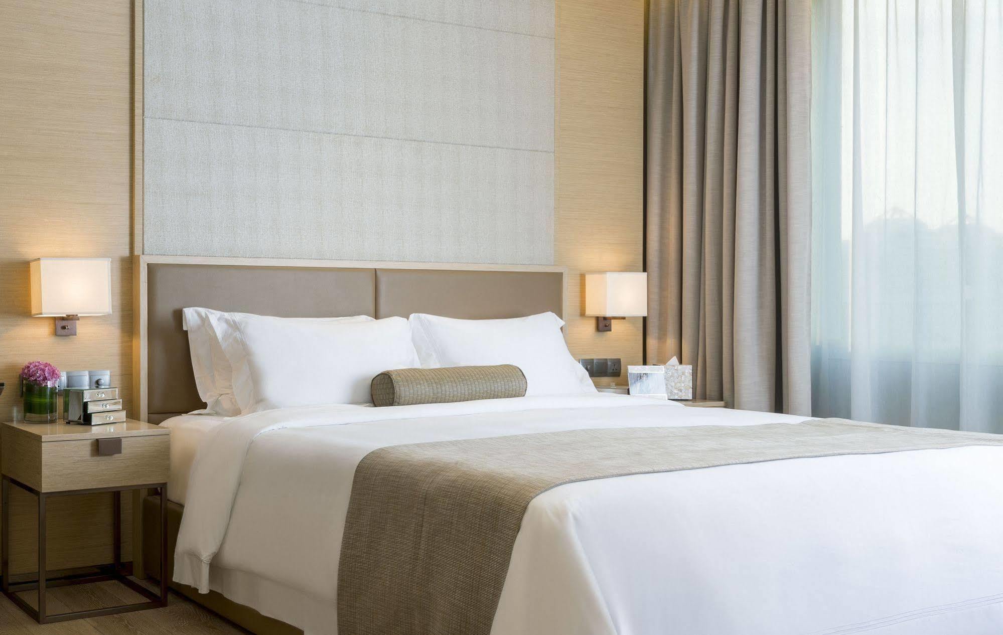 Aparthotel Fraser 5*