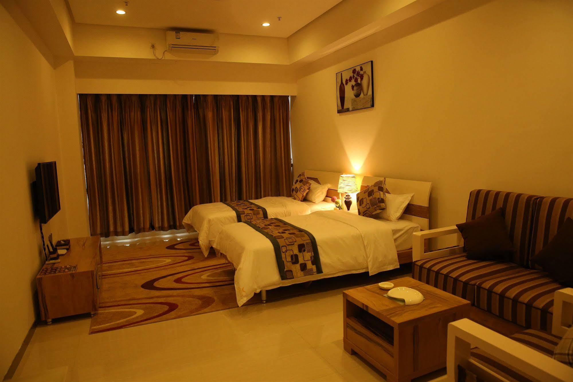 Yonk Hotel 3*