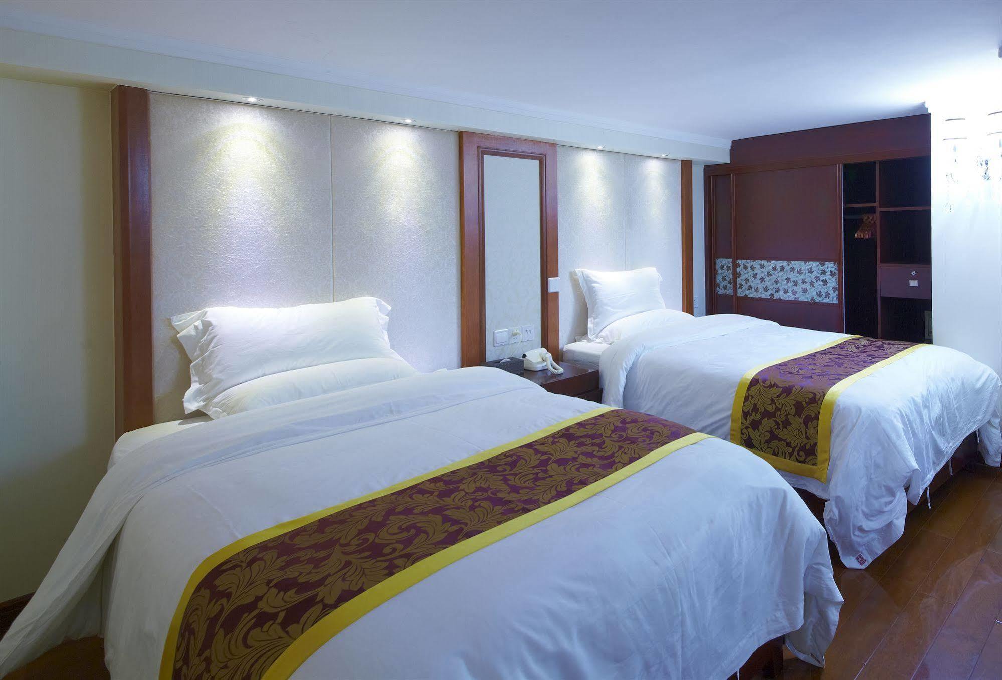 Hotel Sunshine International 3*