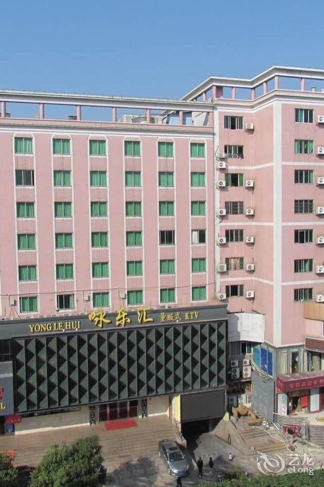 Lucky Hotel 3*