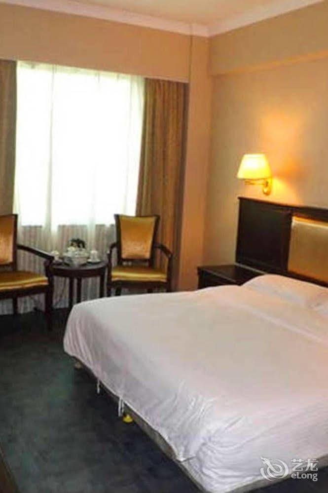 Lucky Hotel 3*