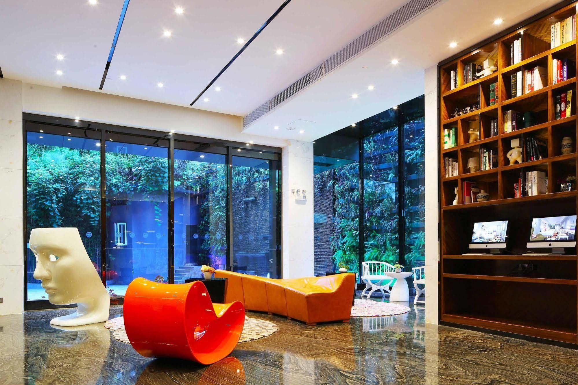 Hotel Paco Tаojin Metro - Free Shuttle Bus For Centen Fair Guangzhou