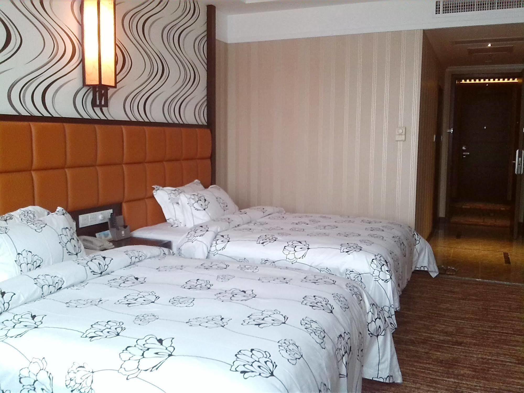 Beihito Weijing Hotel 4*