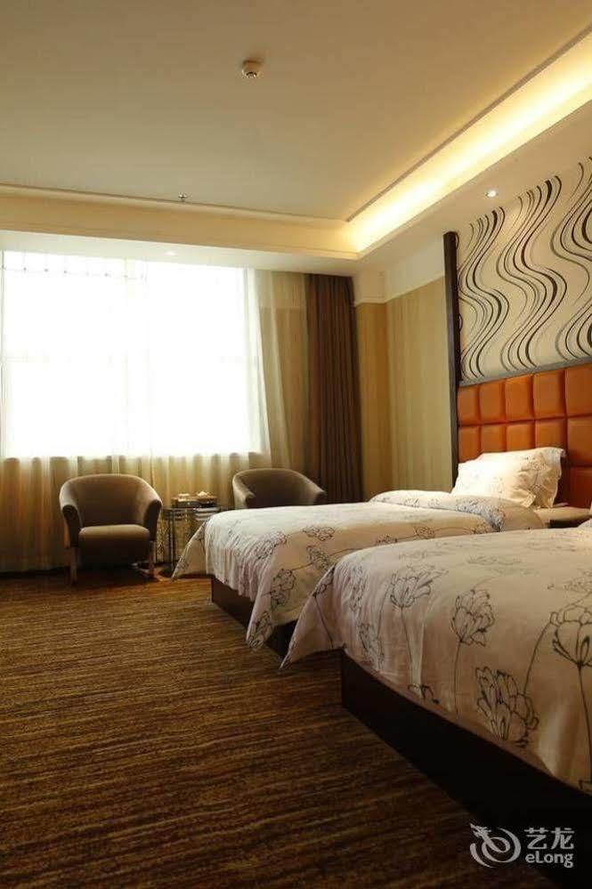 Hotel Beihito Weijing 4*