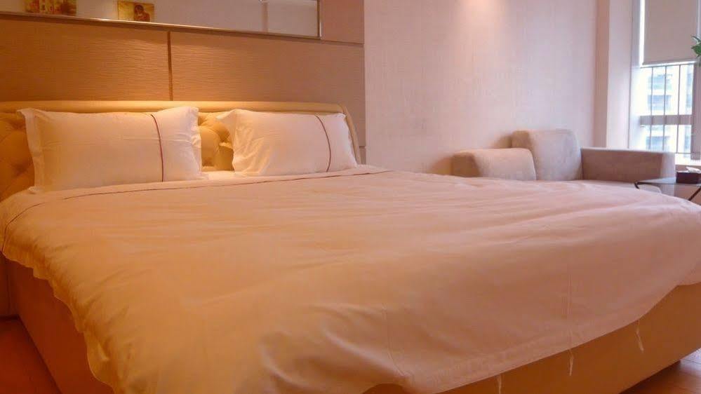 Jinxin House Service - Huaqiang Branch *