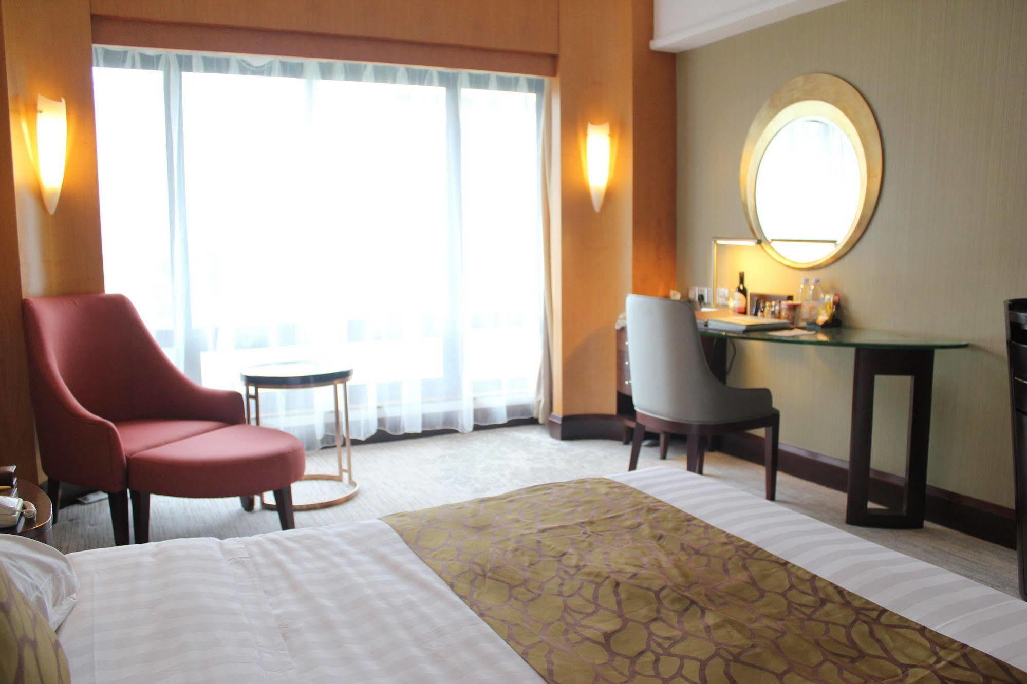 Royal Hotel