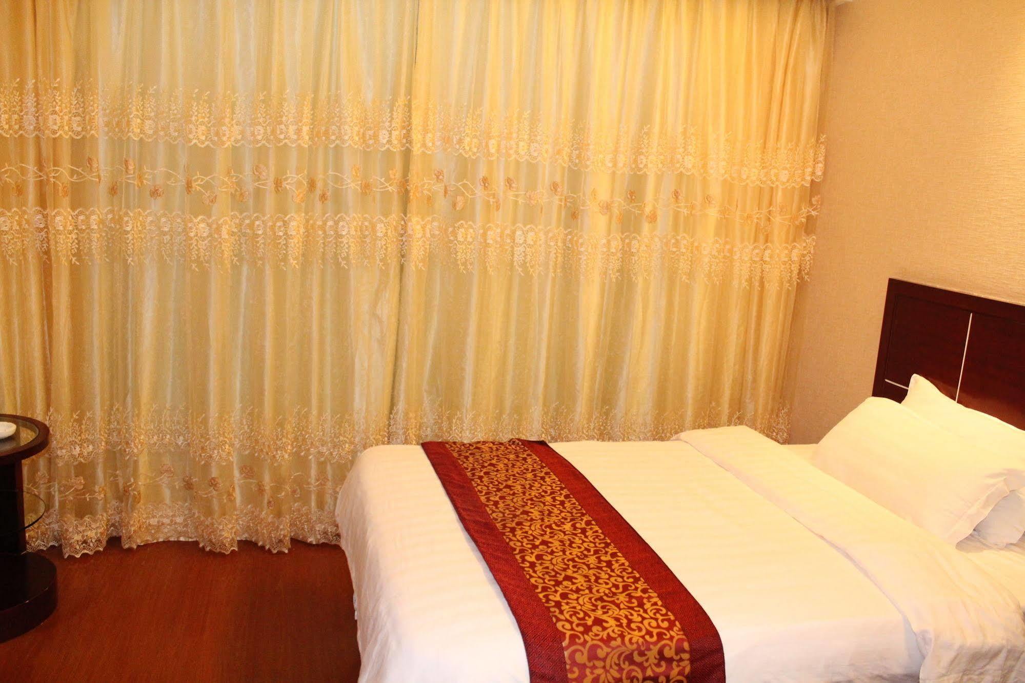Hotel Zhongda Jindu 3*