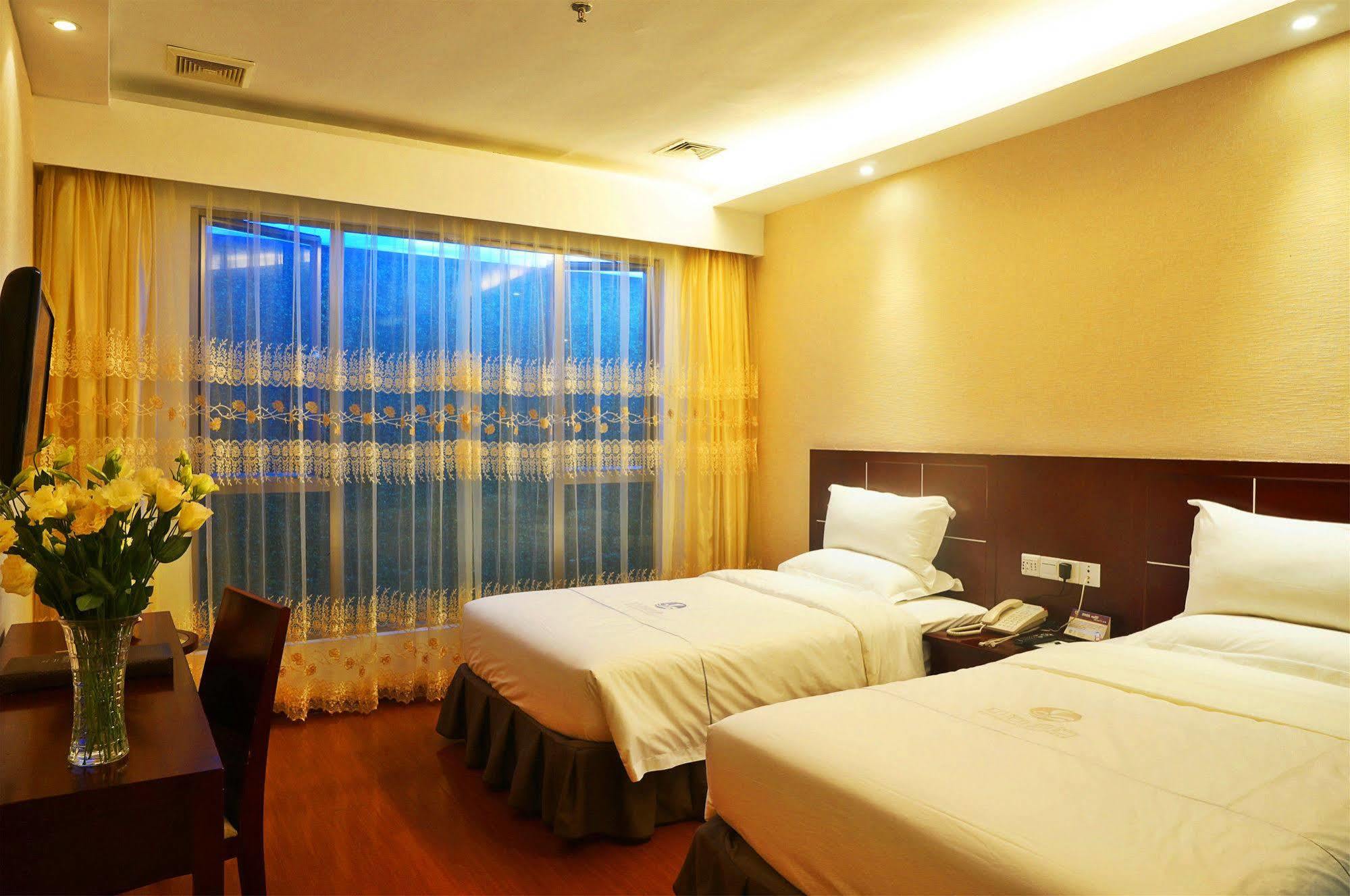 Yingshang 3*