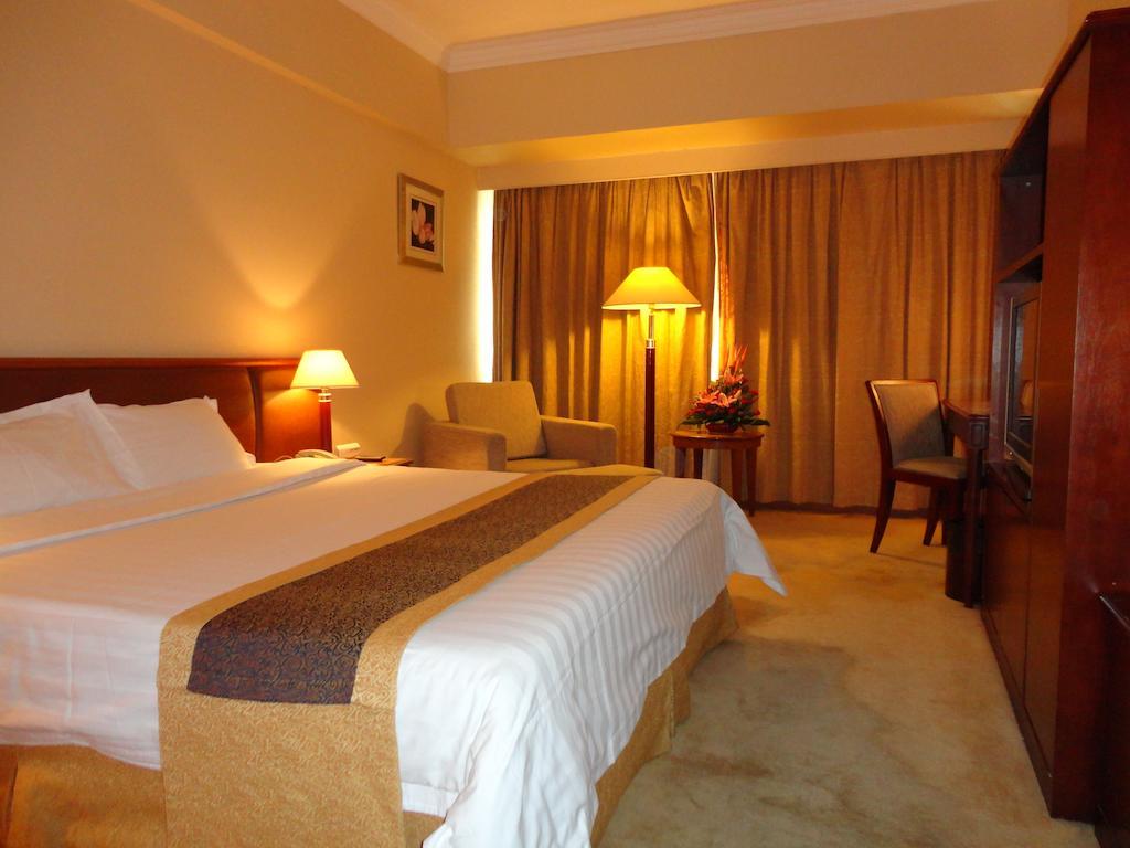Star Hotel 4*