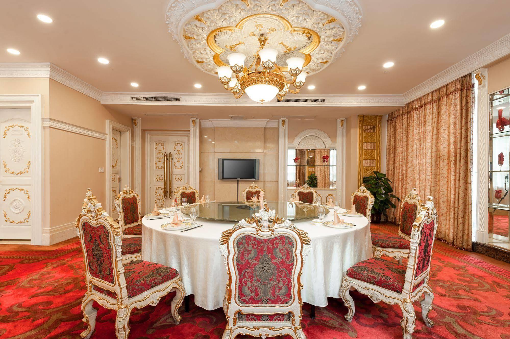 Hotel Nan Yang Royal 4*