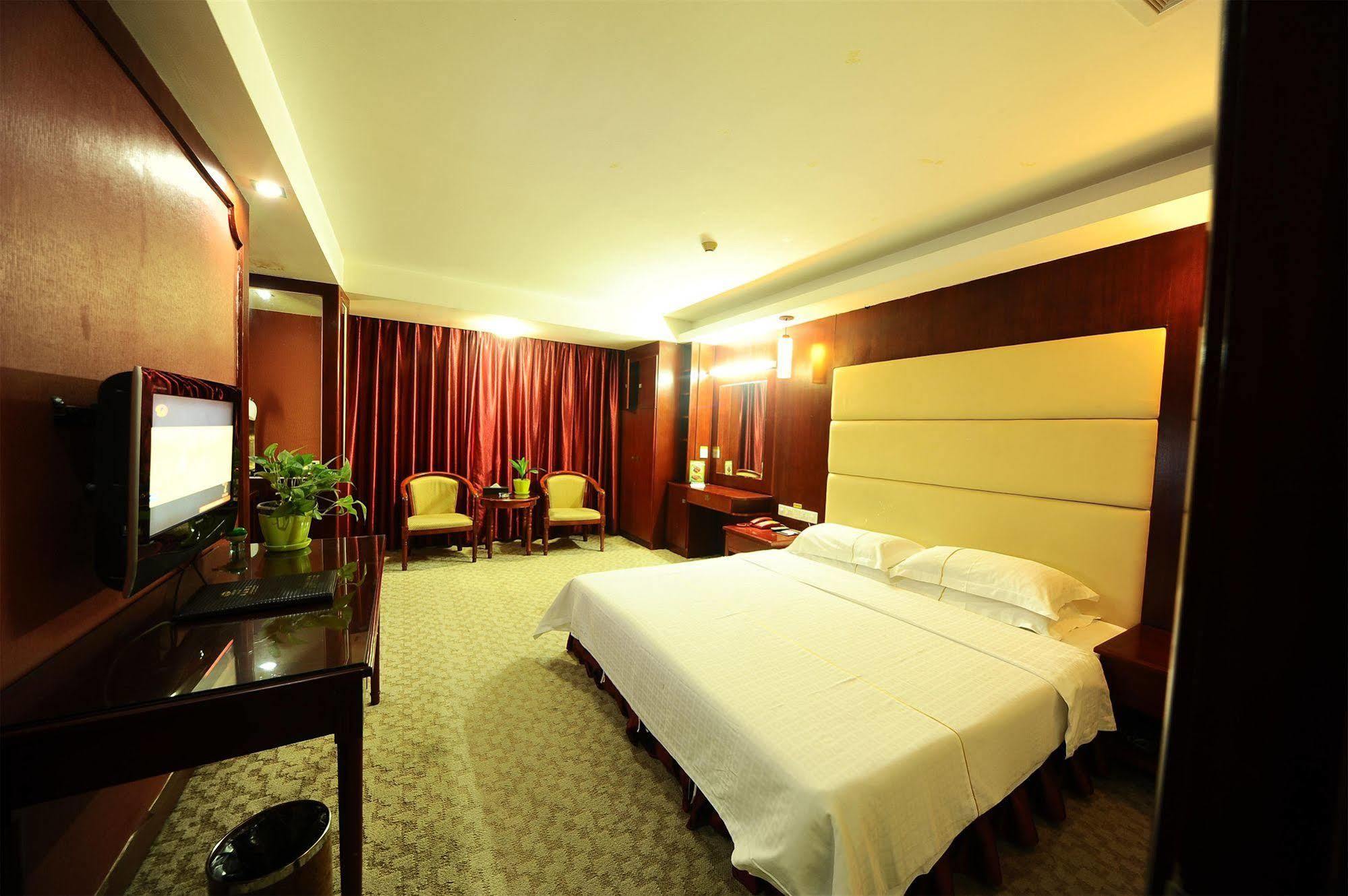 Junshan - Shuttle Bus For Fair Hotel