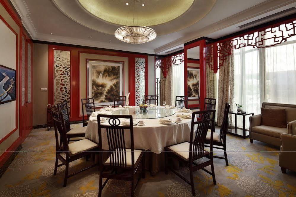 Hotel 广州云凯酒店yunkai Have Free Shuttle Bus For The Complex