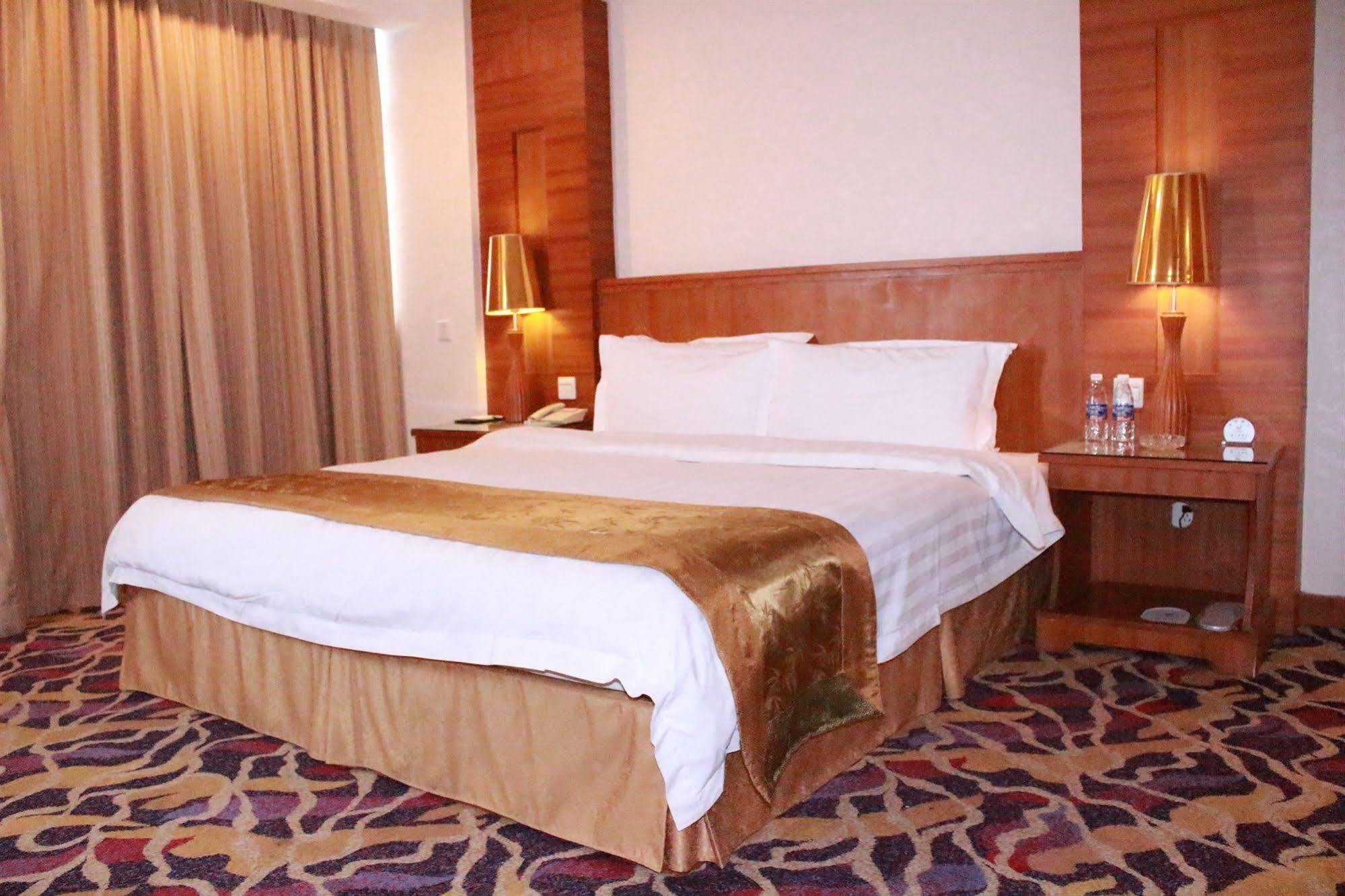 Hotel Joyful Sea Guangzhou