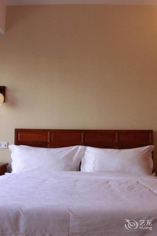 Hotel Xihu Of Scut 3*