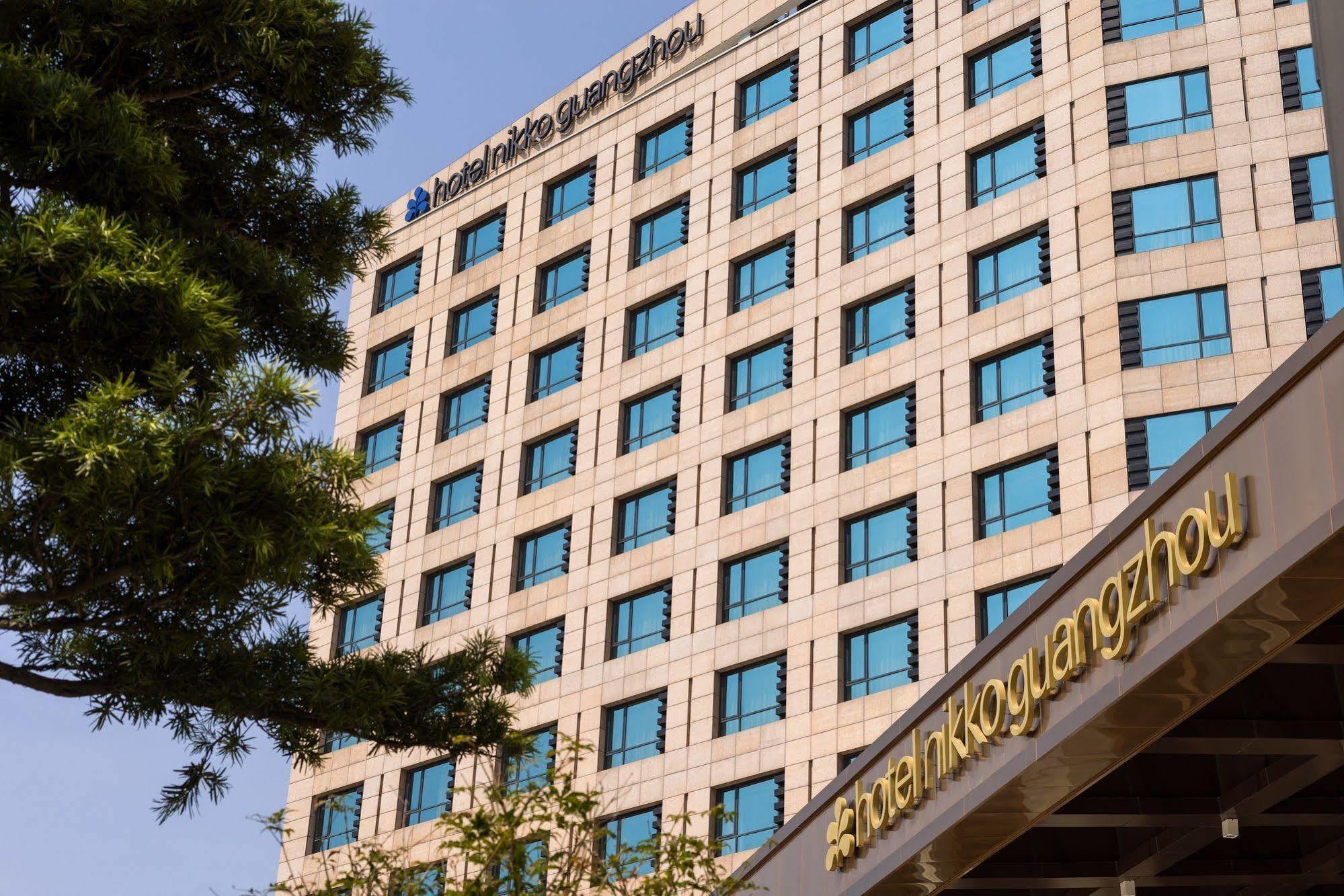 Hotel Nikko 5*