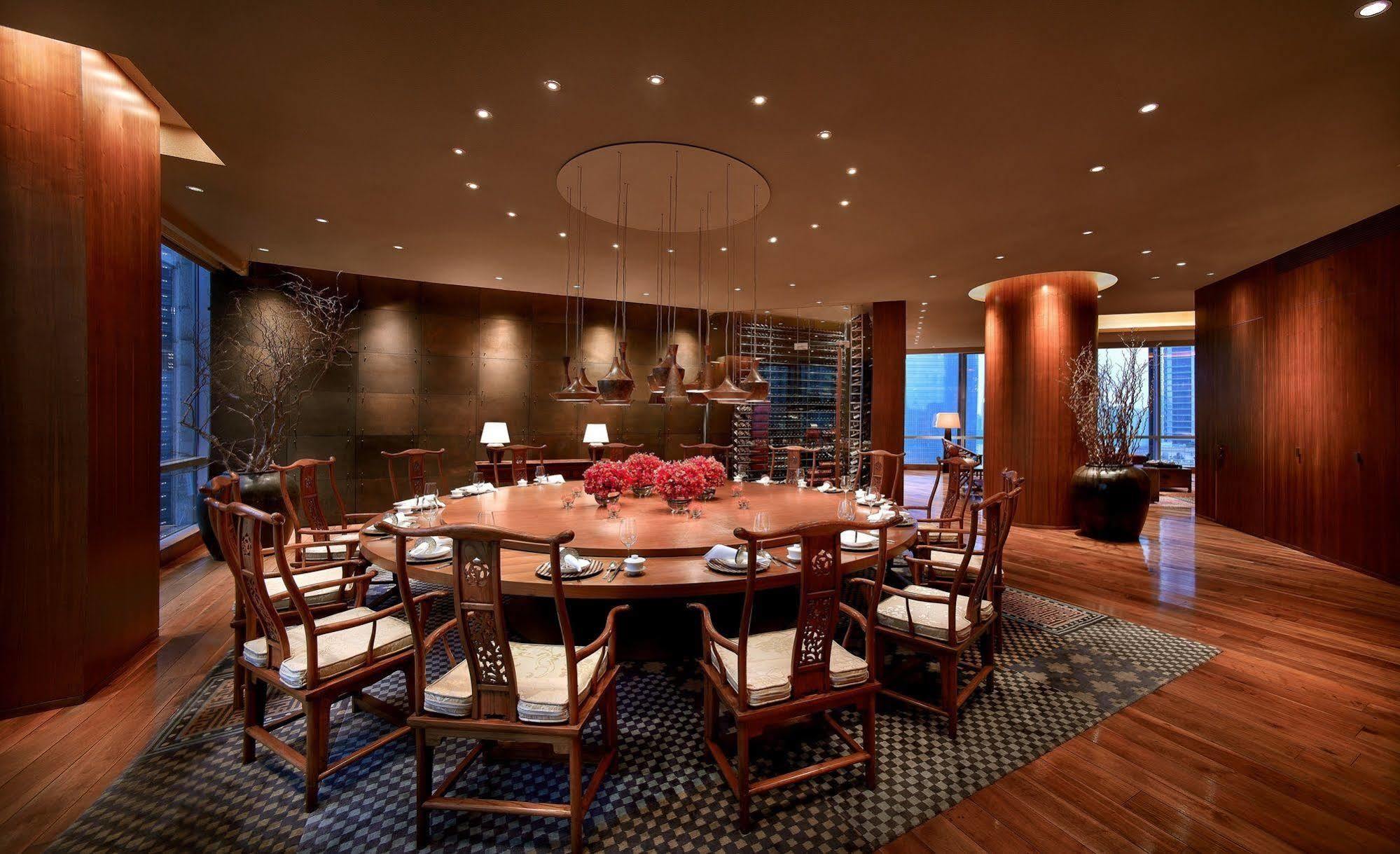 Grand Hyatt - Free Shuttle Between And Exhibition Center During Fair Hotel 5*