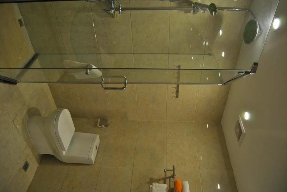 Jun Fu Nansha Huangge Branch 2*