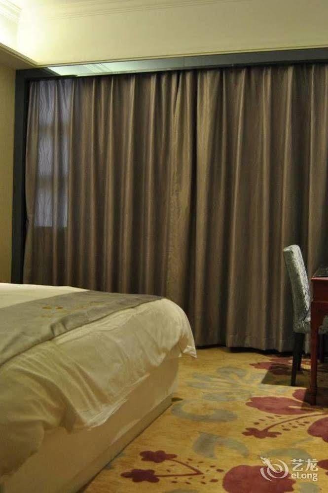 Hotel Jun Fu Nansha Huangge Branch 2*