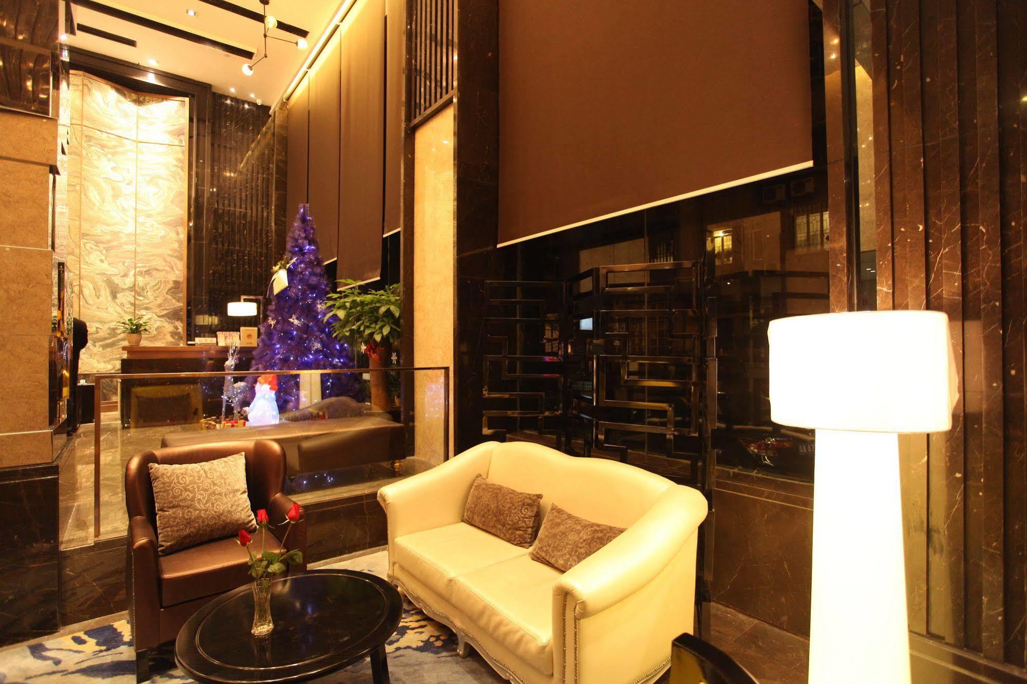Insail -huanshi Road Taojin Metro Station Guangzhou- Free Shuttle Bus For Fair