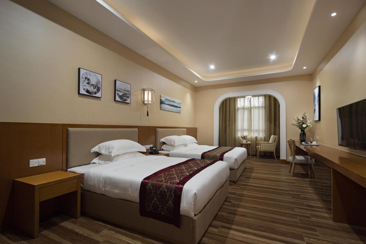 Hotel Cheermore Recreation Zhimao Yuan Ecological Leisure 3*