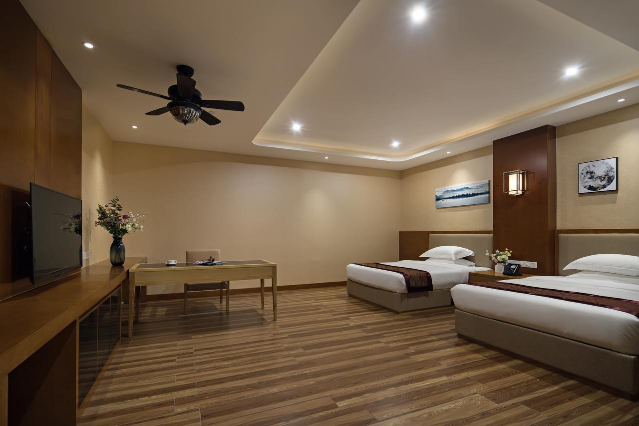 Cheermore Recreation Zhimao Yuan Ecological Leisure Hotel 3*