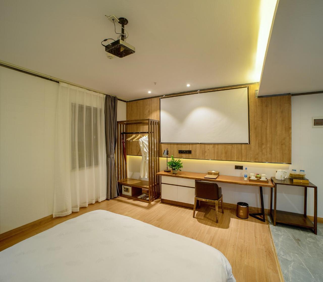 Nuomo International Hotel-canton Fair Free Shuttle Bus
