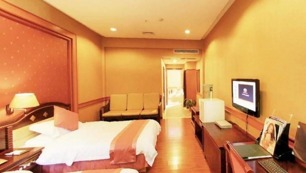 Grand Hotel 3*