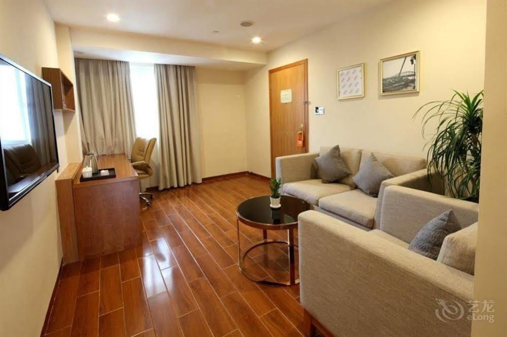 Hotel Lncommunity Haizhu Branch 2*