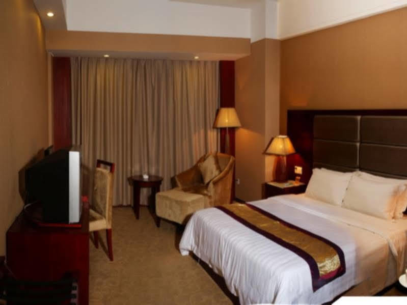 Hotel Grand Kingdom