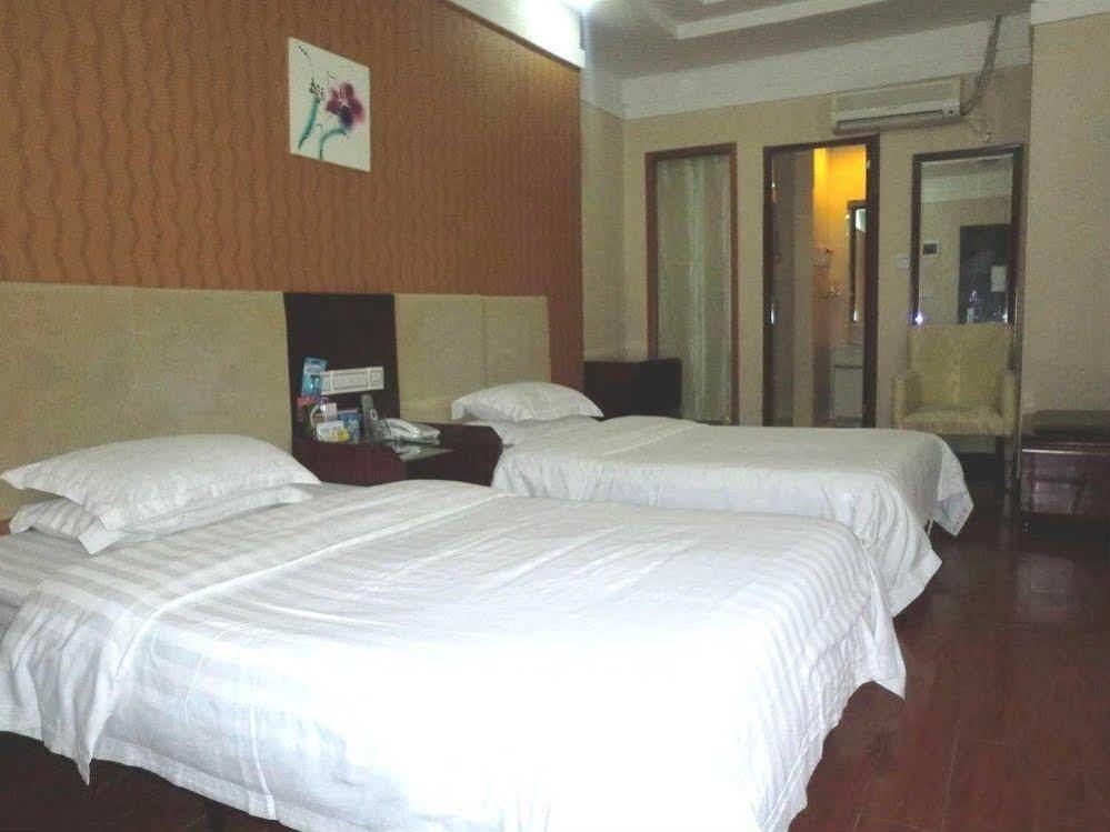 Hotel Hong Cheng Express 2*