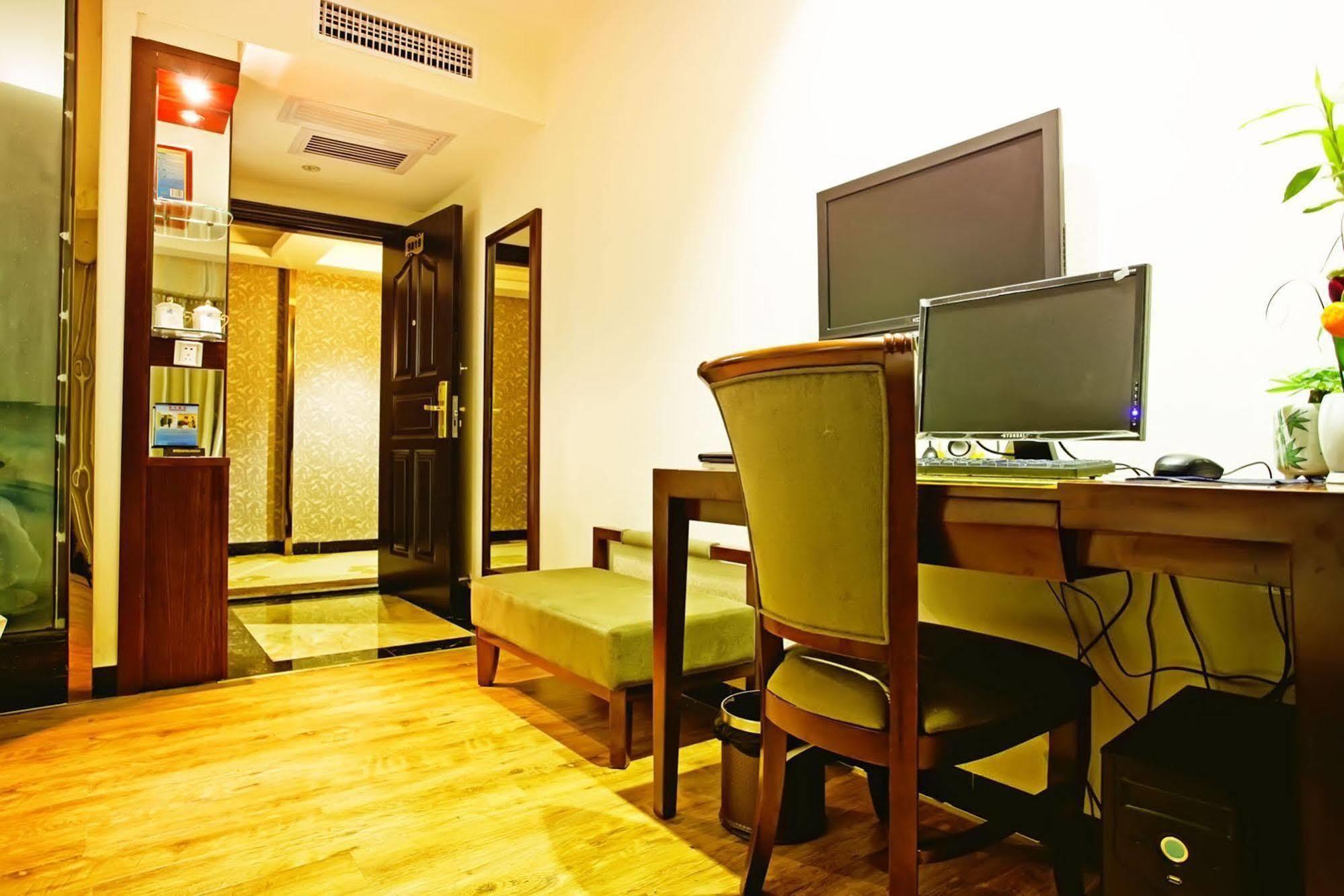 Huijin 4* Guangzhou