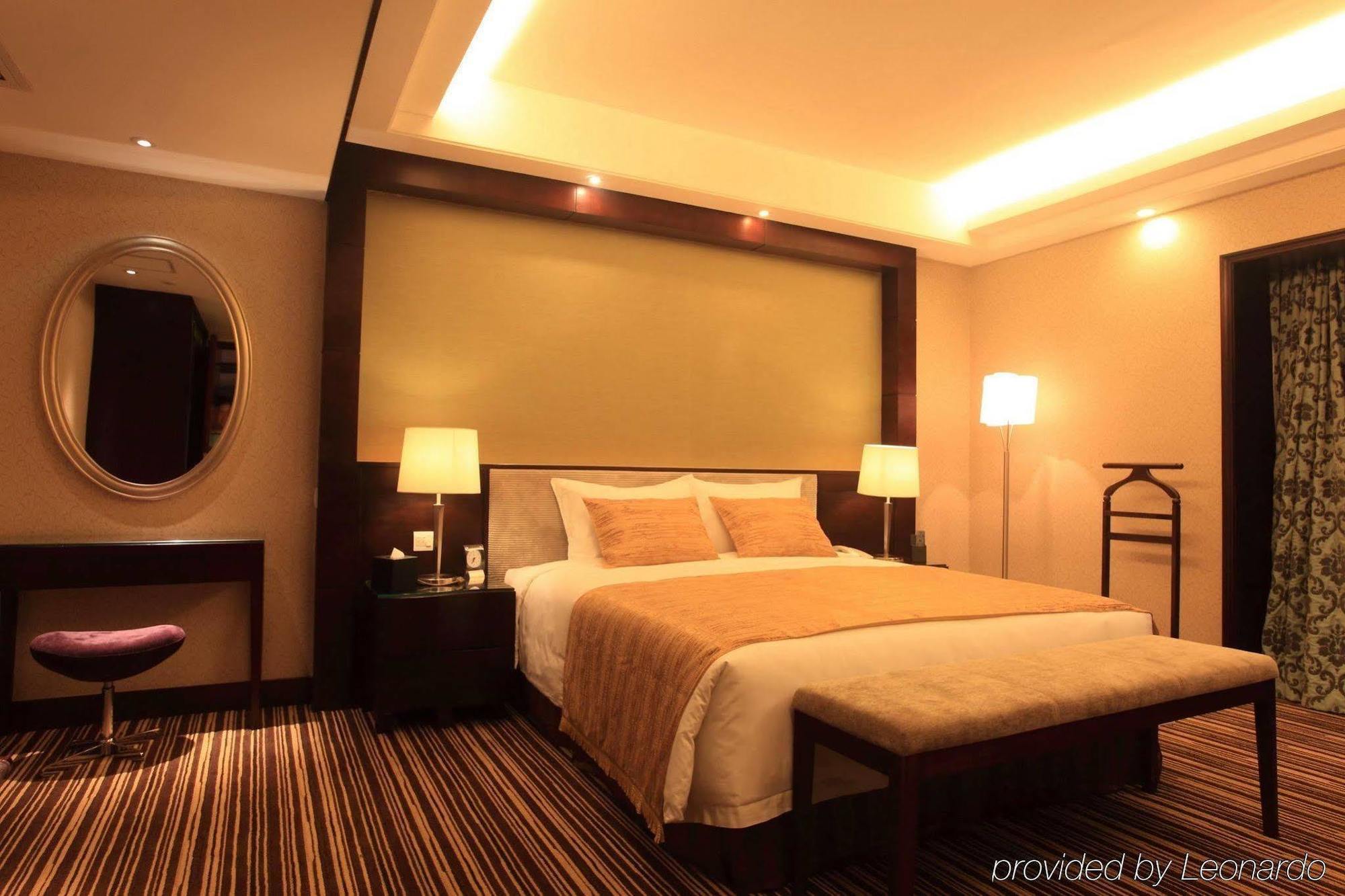 Leeden Hotel Guangzhou