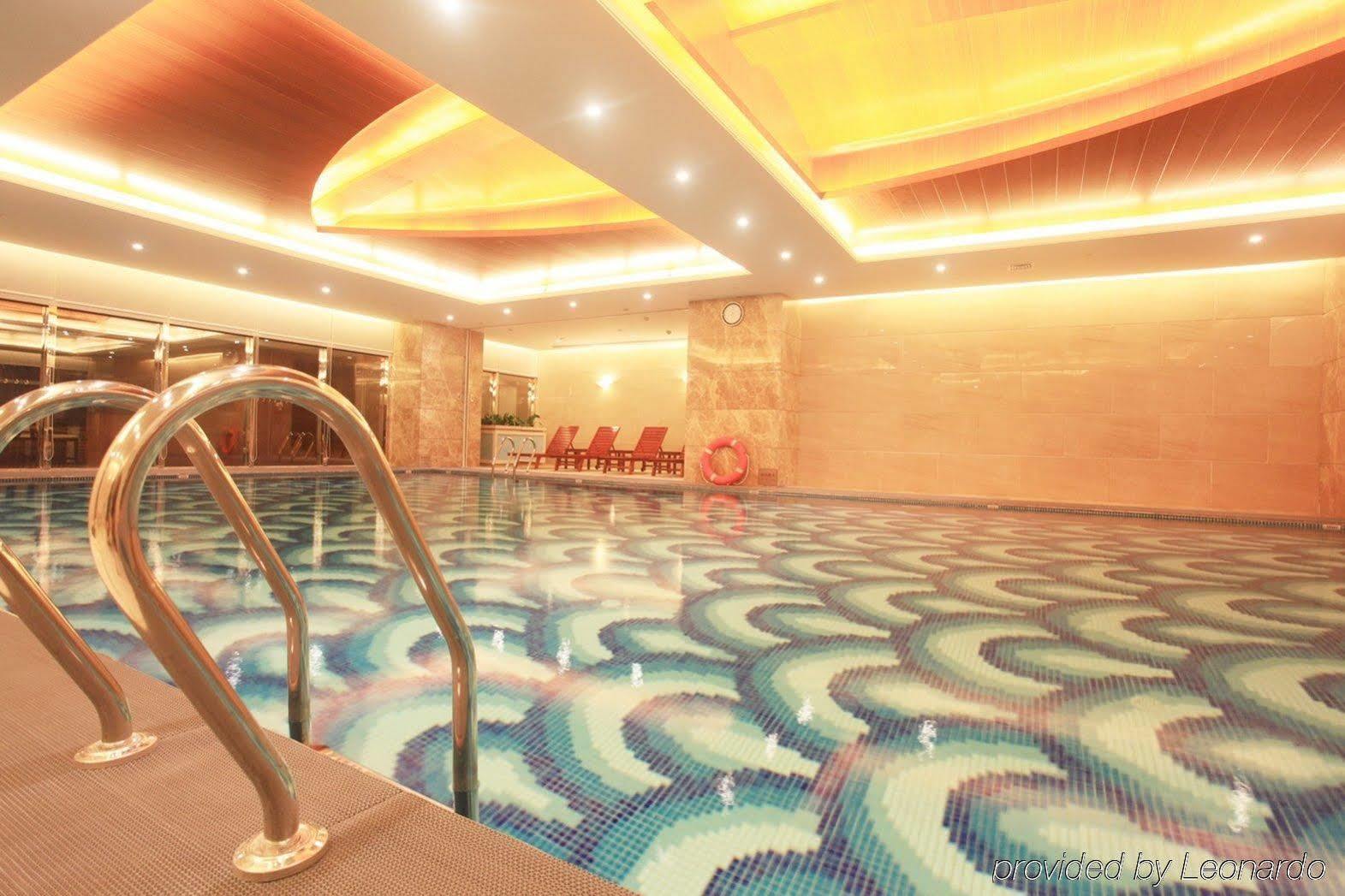 Leeden 4*