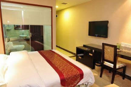 Lucky 3* Guangzhou