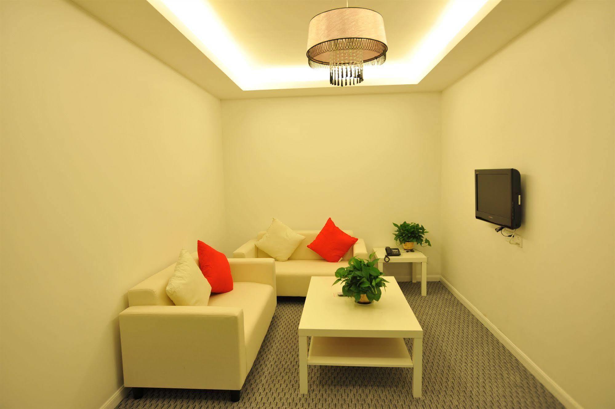 Hotel Spring Time