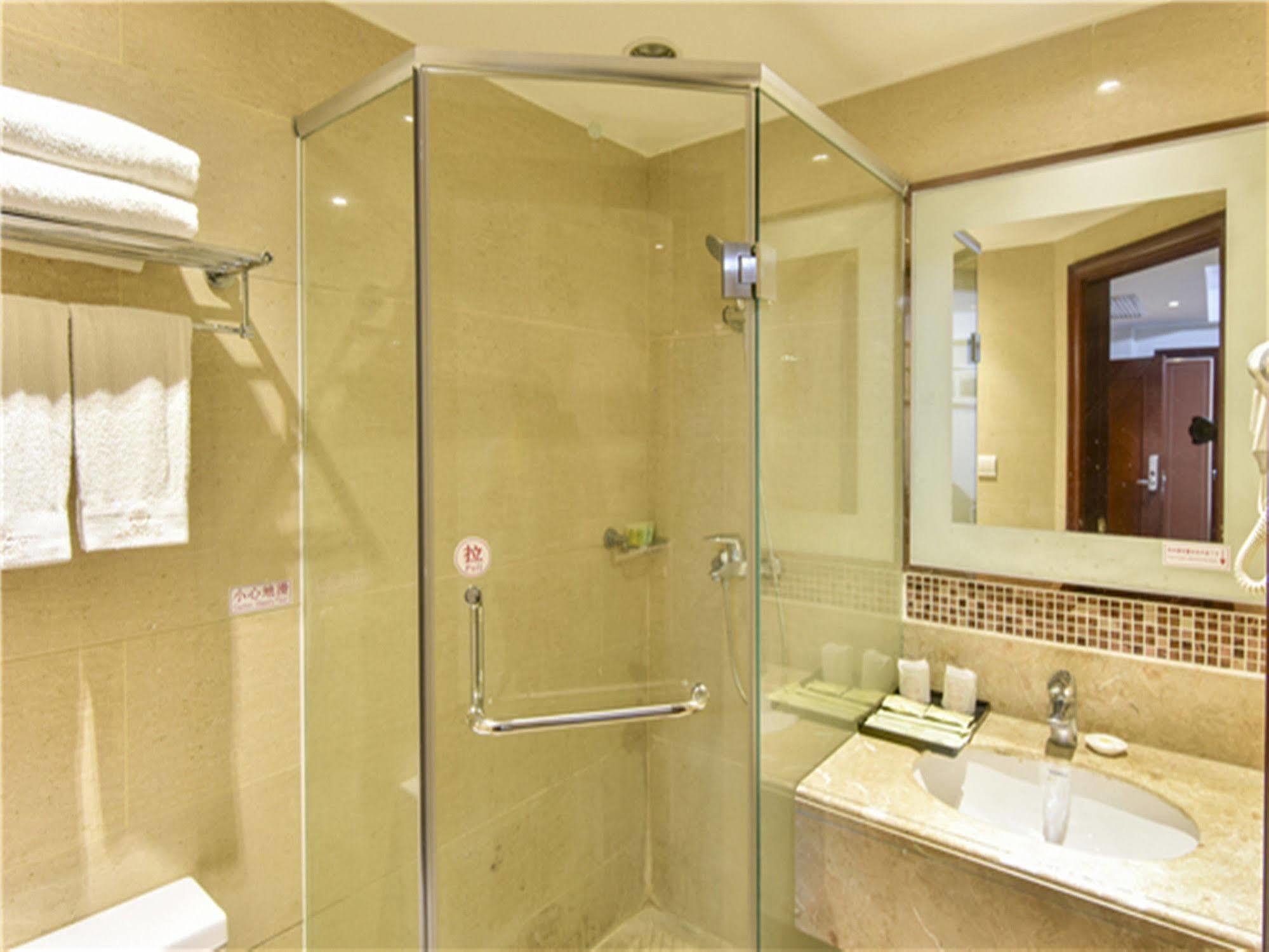 Apartment Pangdai International Modiesha Metro Branch 3*